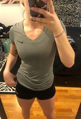 Nike Dri-Fit Shirt Photo 0