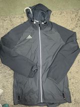 Adidas Windbreaker Photo 0