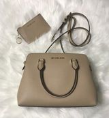 Michael Kors Small Tan  Purse Photo 0
