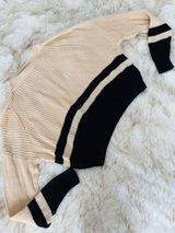 Abound Size Small Crop Black And Beige Trendy Sweater Photo 0