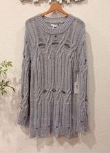 Moon River Pullovers Grunge Detail At Bottom Sweep Sweater in Gray Size Small Photo 0