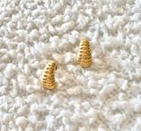 American Vintage VINTAGE gold shell stud earrings Photo 0