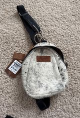 Wrangler Crossbody Bag Cowprint Photo 0