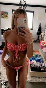 red strapless bikini Photo 0