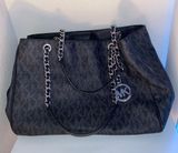 Michael Kors Tote Handbag Photo 0