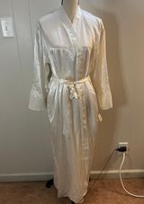 Talbots NWT  Ivory Beaded, Mesh, Embroidered Full Length Robe. Photo 0