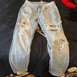 Ripped mom jeans Photo 0