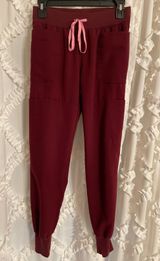 FIGS Scrubs Set Photo 0