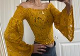 Boohoo Yellow Long Sleeve Photo 0
