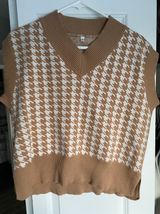 Houndstooth Sweater Vest Photo 0
