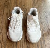 On Cloud  On-running On Clouds Photo 0