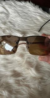 Classic Ray-Ban Sunglasses - Stylish Brown Tinted Lenses Photo 0