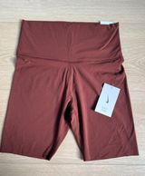 Nike Yoga Luxe Biker Short Photo 0