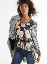 CAbi Women’s Enchant Blouse Size XS Photo 0