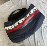 Tommy Hilfiger Duffel Bag Photo 0
