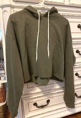 Wild Fable Cropped Army Green Sweatshirt Photo 0