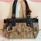 Vintage Coach Shoulder Bag Photo 0