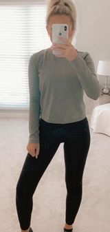 Lululemon Long Sleve Photo 0