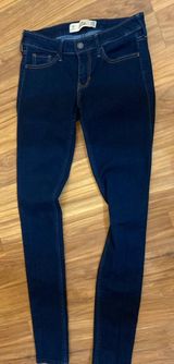 Hollister Jeans Photo 0