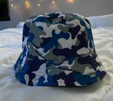 blue and grey camo bucket hat Photo 0