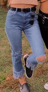 Forever 21 Fringe/Frayed Jeans Photo 0