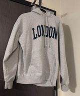 Brandy Melville Sweatshirt Photo 0