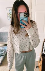 Boutique Long Sleeve Photo 0