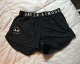 Under Armor Shorts Photo 0