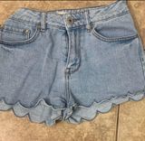 PacSun Bullhead Jean Short Scalloped Photo 0