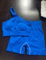 Amazon Workout Set Photo 0