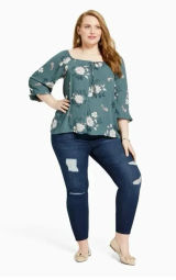 Marisela Blue Floral Peasant Blouse‎ 1X Photo 0