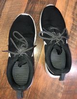 Nike Tennishoes Photo 0