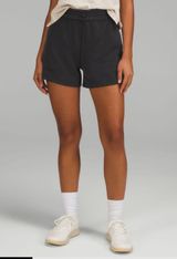Lululemon SoftStreme Shorts 4 inch Photo 0