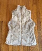 Patagonia Vest Womens Small Beige Fuzzy Fleece Full Zip Lined Pockets Warm Photo 0