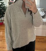 Nike Women’s Half Zip Photo 0