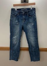 Universal Thread Mid Rise Boyfriend Cropped Distressed Jeans size 8 Photo 0