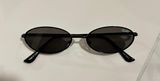 QUAY oval Y2K Sunglasses  Photo 0