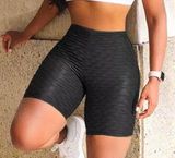 Scrunch Butt Biker Shorts Black Size L Photo 0