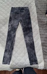 Lulu Lemon Leggings Photo 0