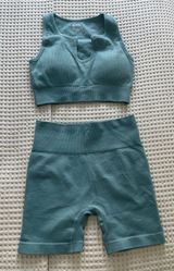 Amazon Workout Set Photo 0