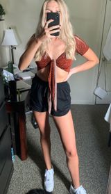 SheIn Tie Crop Top Photo 0