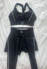 Highwaist Airlift Legging Photo 0