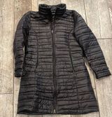 Patagonia Women's Black Quilted Jacket Photo 0