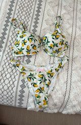 Victorias Secret Lemon Print Bikini Photo 0