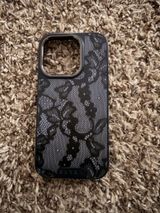 iPhone 15 pro Burga MagSafe case  Photo 0