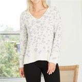 Knox Rose  Leopard Print Sweater Size Medium Cream Grey Photo 0