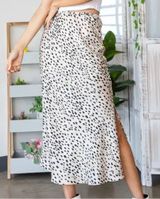 Bucket List Women’s Large Midi Slip Animal Print Satin Skirt Tan Photo 0