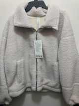 Lululemon Sherpa Zip-Up Photo 0