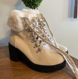 Esprit Boots Photo 0