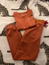 Terracotta Scrub Set Photo 0